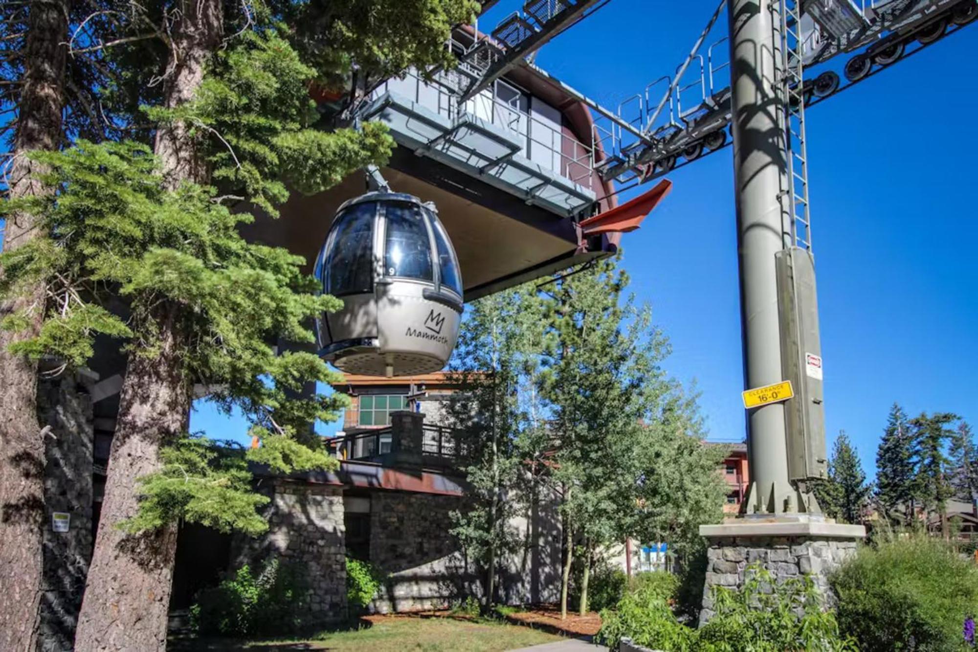 Chamonix 100 Apartment แมมมอธ เลกส์ ภายนอก รูปภาพ